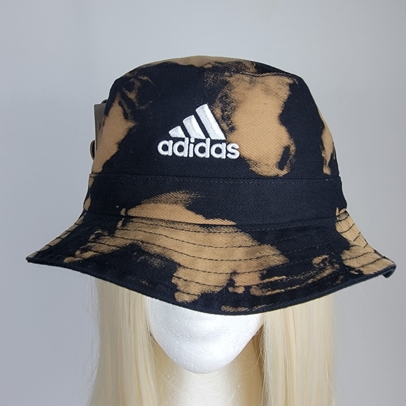 adidas Accessories Adidas Womens Reverse Dry Bucket Hat Aeroready